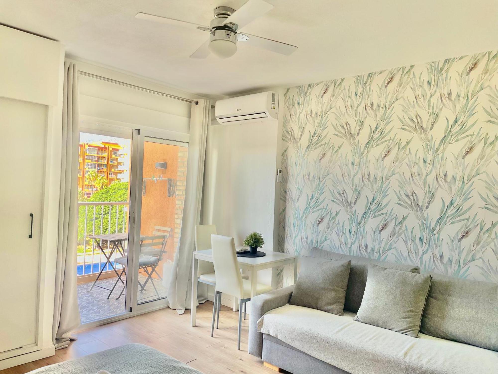Luxury Suites Sunset Beach Беналмадена Екстериор снимка